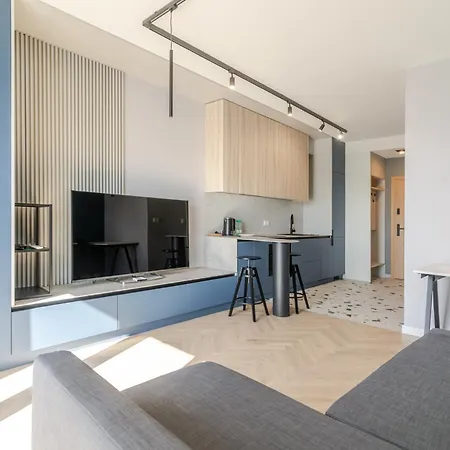 Global Park Navy By Bookinghost Katovice