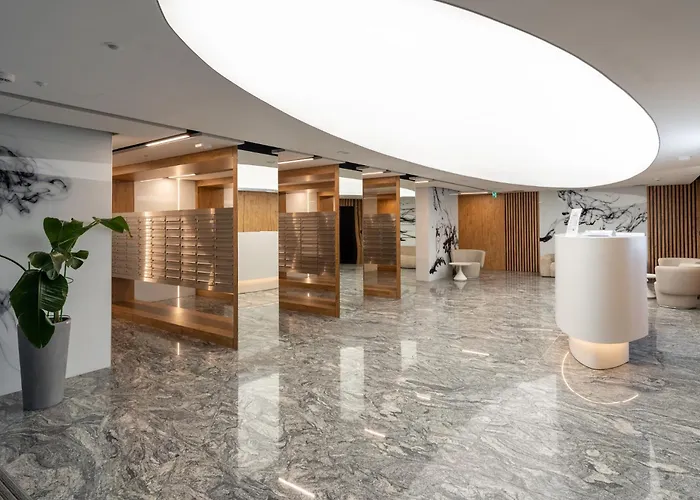 Global Park Navy By Bookinghost Katowice